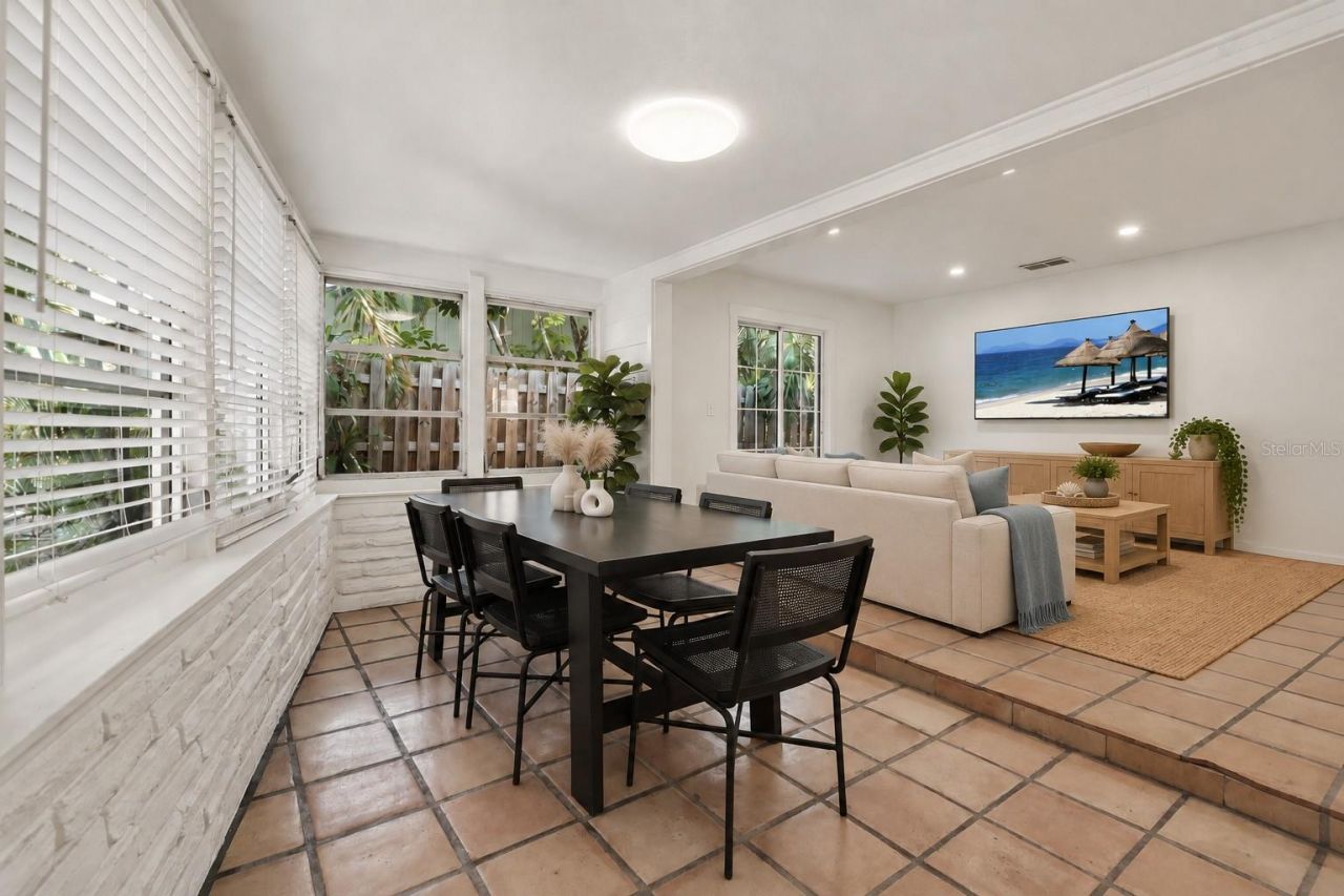 2142 Waldemere Street, Sarasota, FL 34239 Photo