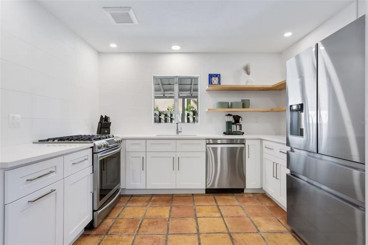2142 Waldemere Street, Sarasota, FL 34239 Photo