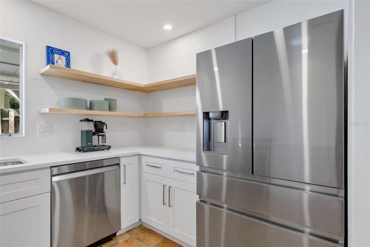 2142 Waldemere Street, Sarasota, FL 34239 Photo