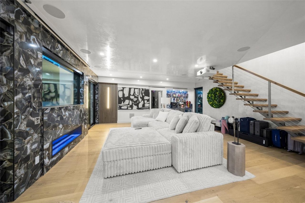 2149 Hyde Park Street, Sarasota, FL 34239 Photo