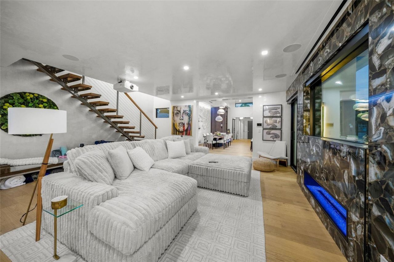 2149 Hyde Park Street, Sarasota, FL 34239 Photo