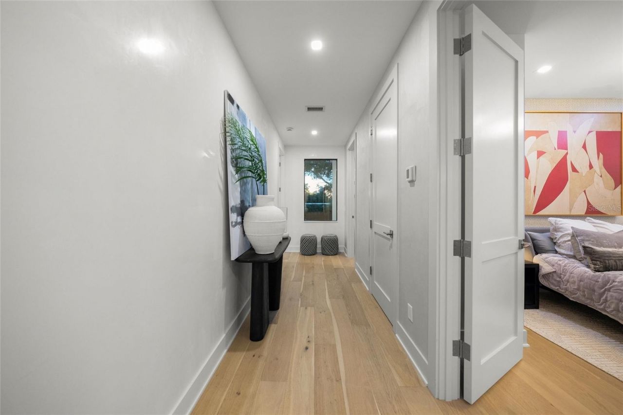 2149 Hyde Park Street, Sarasota, FL 34239 Photo