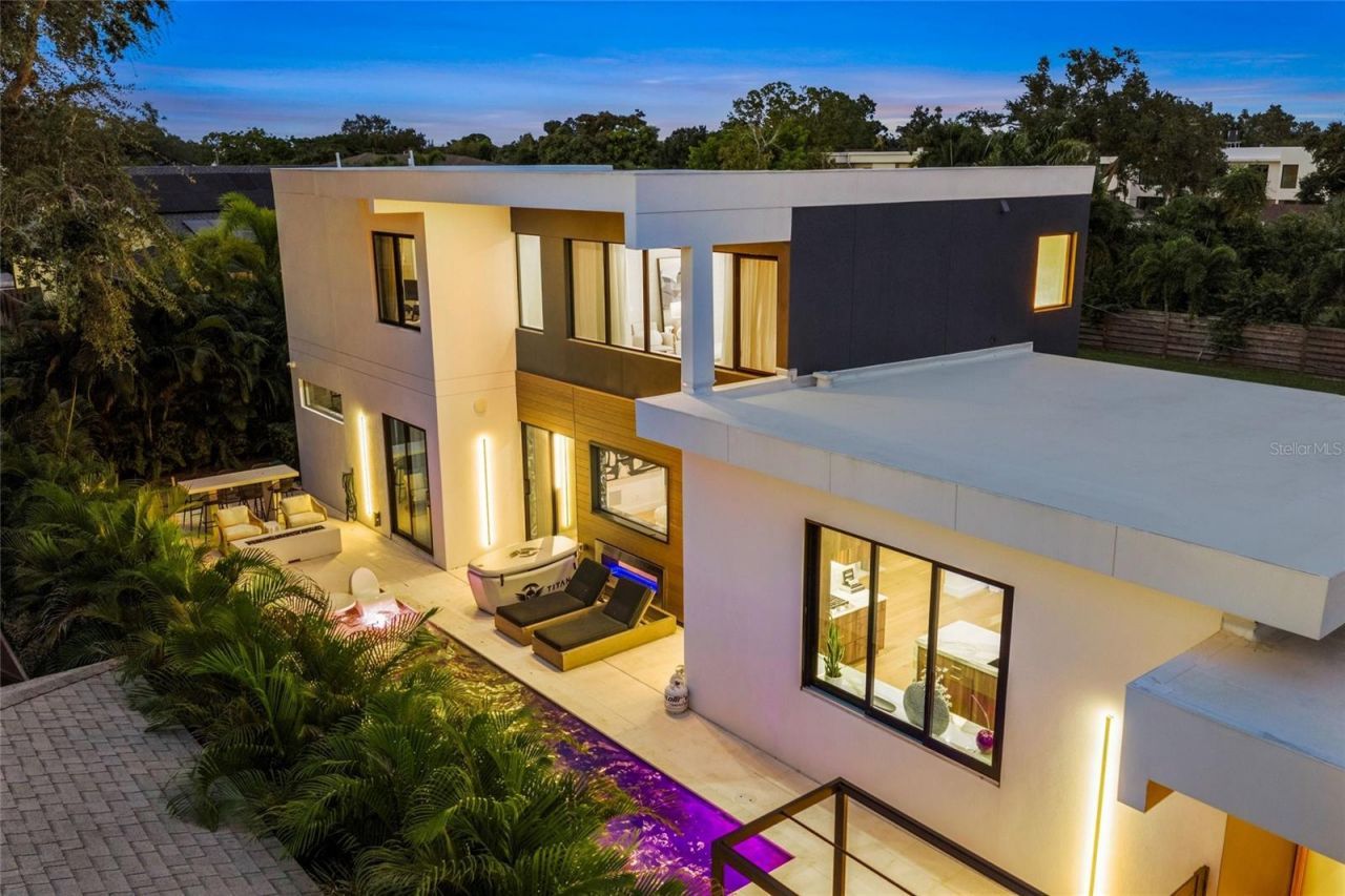 2149 Hyde Park Street, Sarasota, FL 34239 Photo