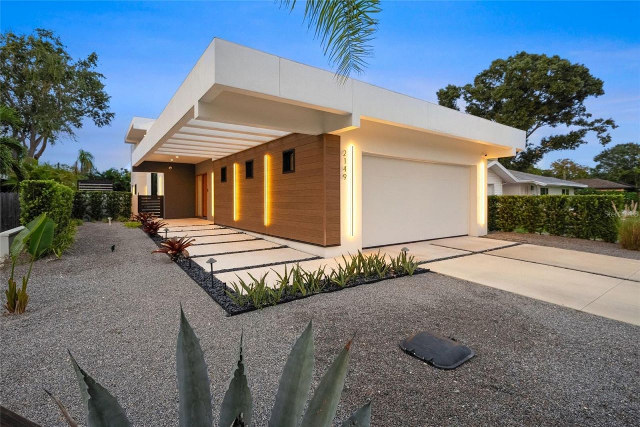 2149 Hyde Park Street, Sarasota, FL 34239 Photo