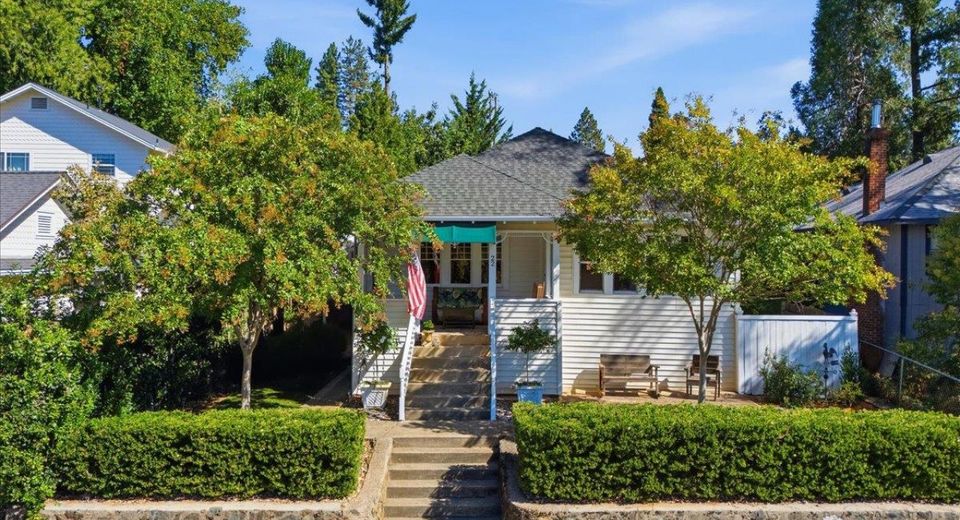 22 S Auburn St, Colfax, CA 95713 Photo