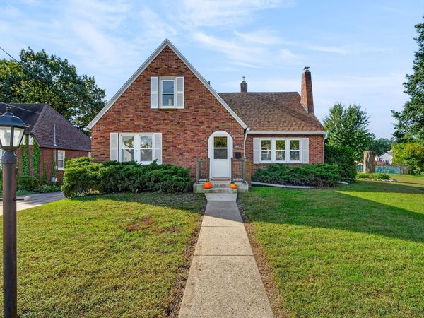 1244 Edgemont Street, Des Moines, IA 50315
