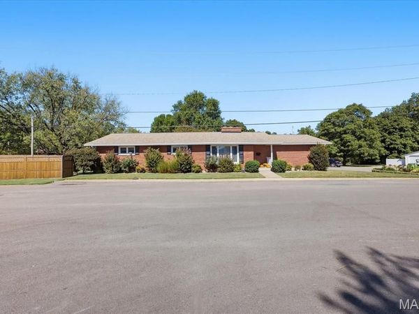 111 Linn Drive, Ste Genevieve, MO 63670
