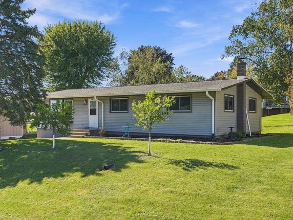 2615 Chicago Street, Hazel Green, WI 53811