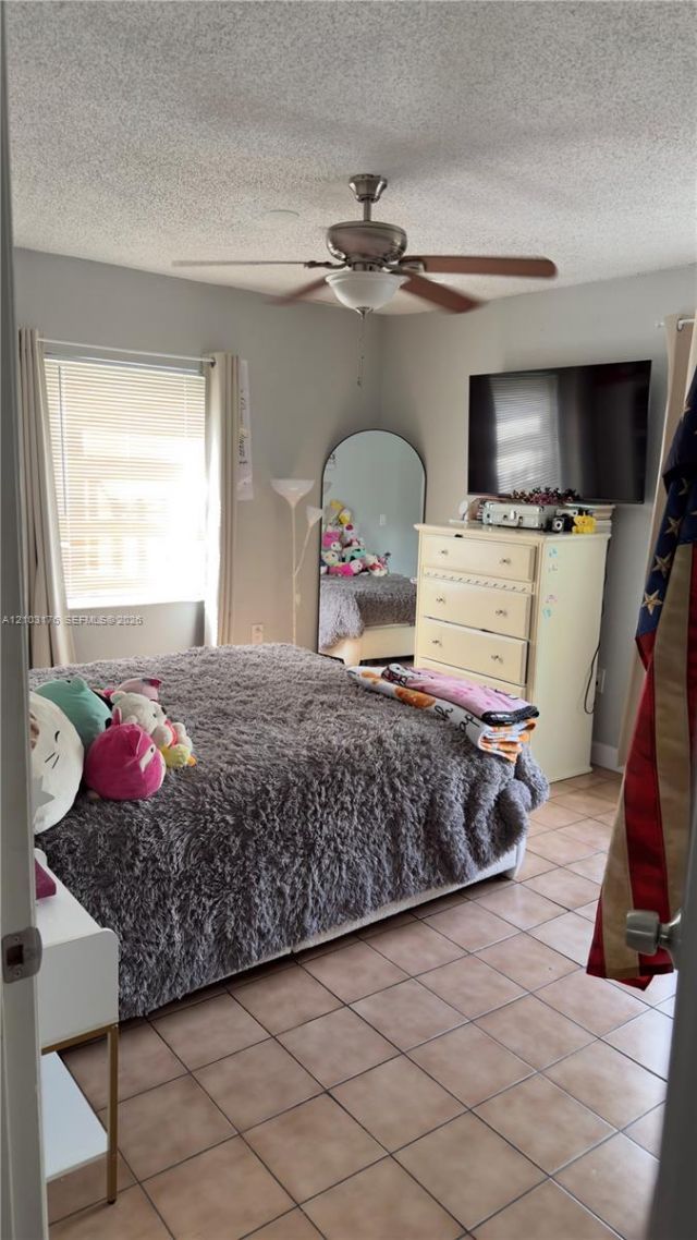 10759 SW 7th St , Sweetwater, FL 33174 Photo