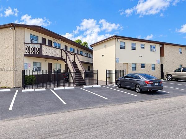 2151 NW 7th St , Unit 11, Fort Lauderdale, FL 33311