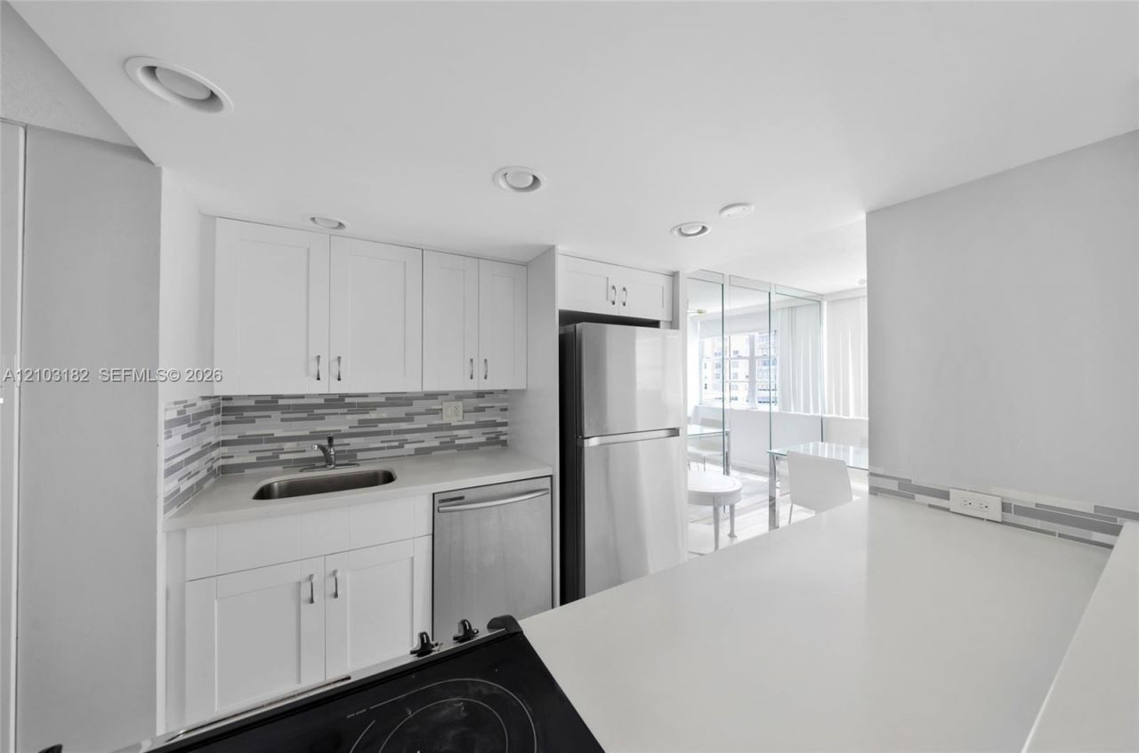 251 174th St, Unit 1607, Sunny Isles Beach, FL 33160 Photo