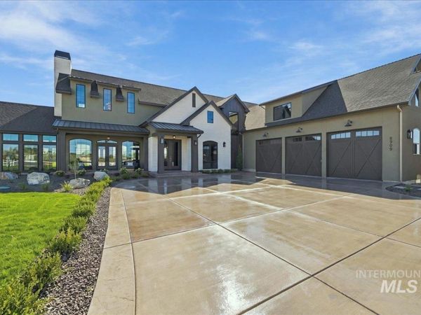 5909 E Greenhill Street, Nampa, ID 83687