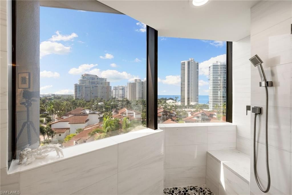 4751 Gulf Shore Blvd N, Unit 905, Naples, FL 34103 Photo