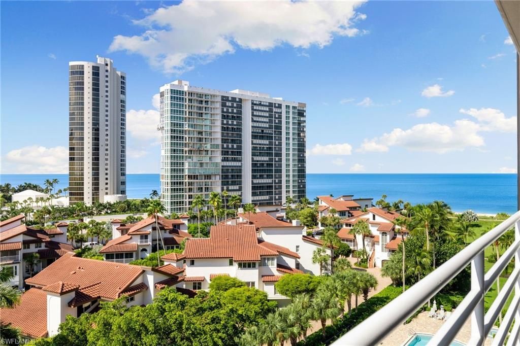4751 Gulf Shore Blvd N, Unit 905, Naples, FL 34103 Photo