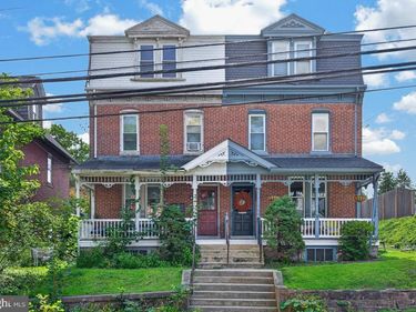 904 W BRIDGE STREET, PHOENIXVILLE, PA 19460