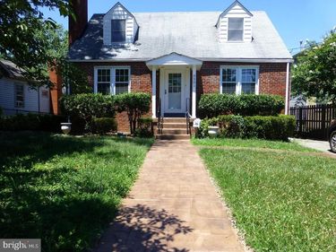5301 N CARLIN SPRINGS ROAD, ARLINGTON, VA 22203