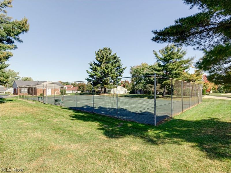4927 Friar Road, Unit Unit D, Stow, OH 44224 Photo 25
