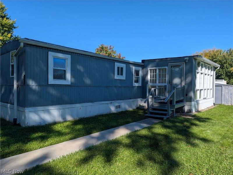 225 Brandywine, Elyria, OH 44035 Photo 2
