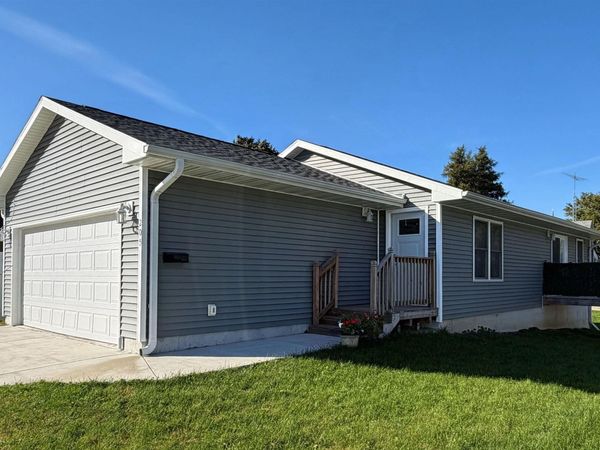 205 E K Street, Forest City, IA 50436