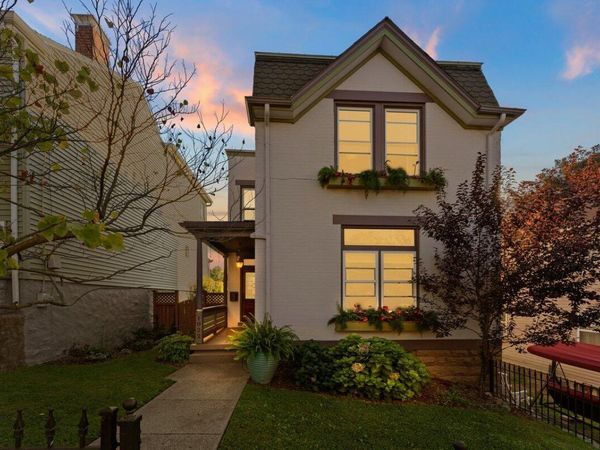1022 Vine Street, Newport, KY 41071