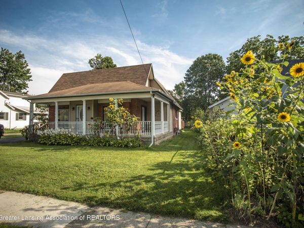 131 E Washington Street, Dimondale, MI 48821
