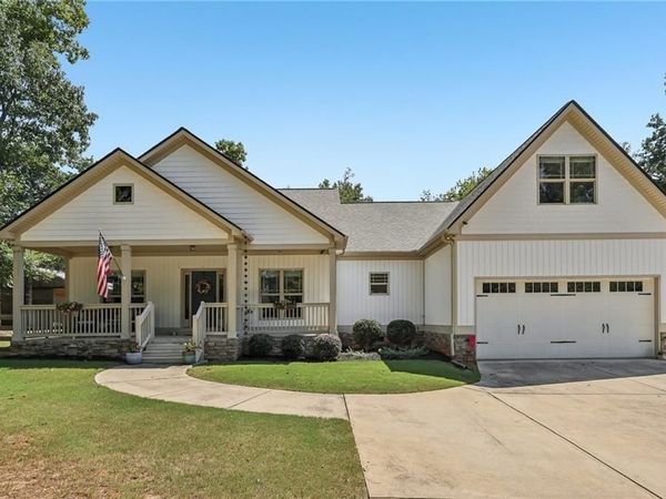 7220 Serenity Place , Cumming, GA 30041