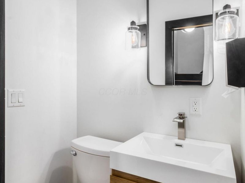 523 S 4th Street , Columbus, OH 43206 Photo 5