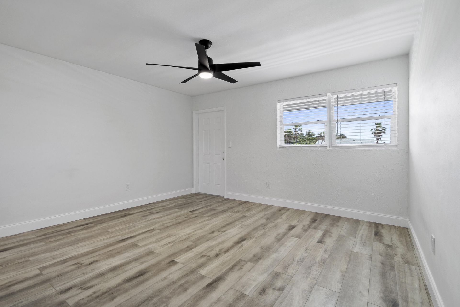 1115 S Ocean Drive, Unit 1, Fort Pierce, FL 34949 Photo