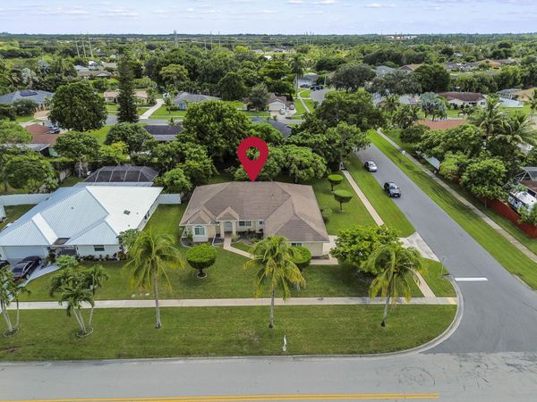 203 Ponce de Leon Street, Royal Palm Beach, FL 33411