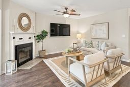 1184 Village Creek Lane photo 4
