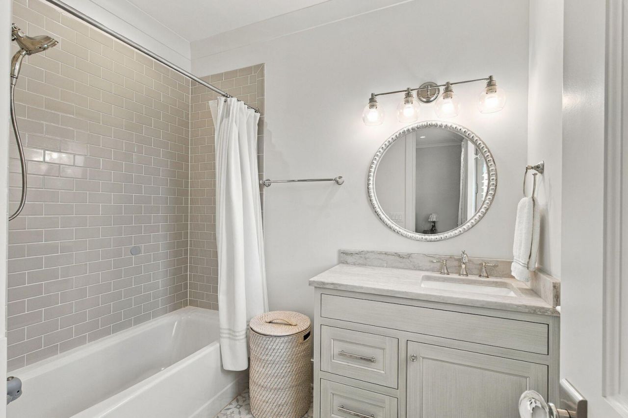 41 Barre Street Photo 42