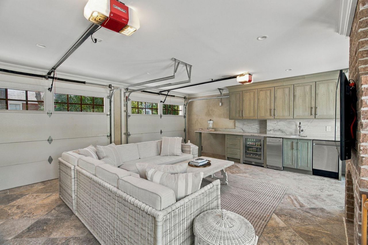 41 Barre Street Photo 72