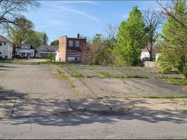 0 Twelfth East, Anderson, IN 46016