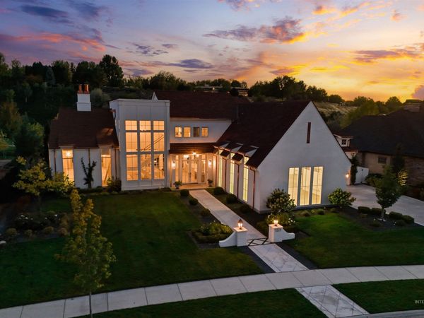 2217 W Oakhampton Drive, Eagle, ID 83616