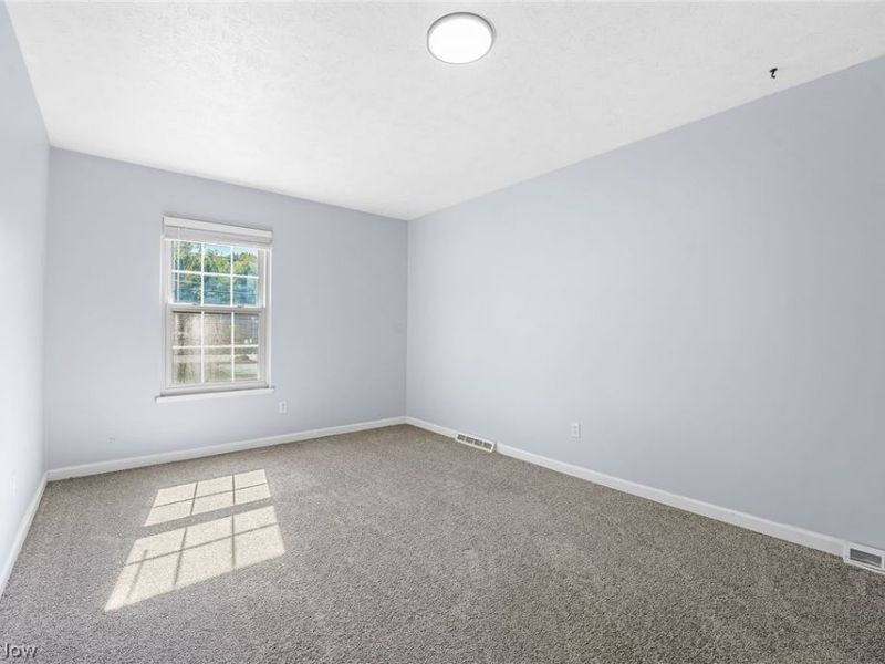 6586 Liberty Bell Drive, Unit 22D, Brook Park, OH 44142 Photo 13