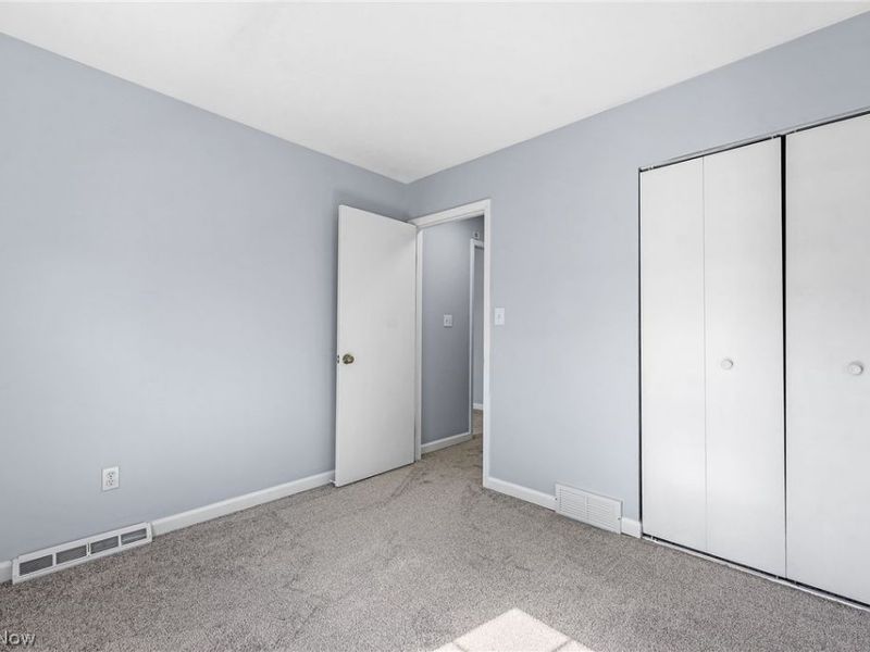 6586 Liberty Bell Drive, Unit 22D, Brook Park, OH 44142 Photo 18