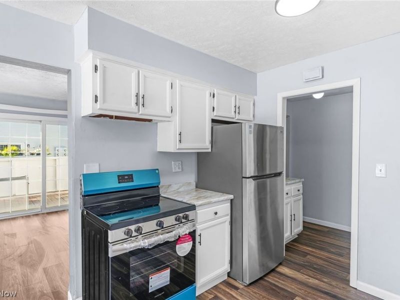 6586 Liberty Bell Drive, Unit 22D, Brook Park, OH 44142 Photo 9