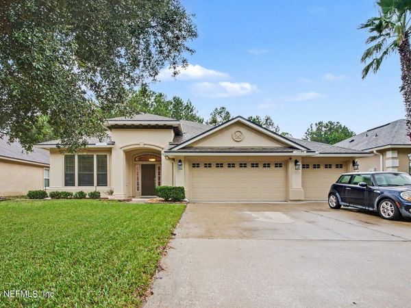 23294 FLORA PARKE Boulevard, Fernandina Beach, FL 32034