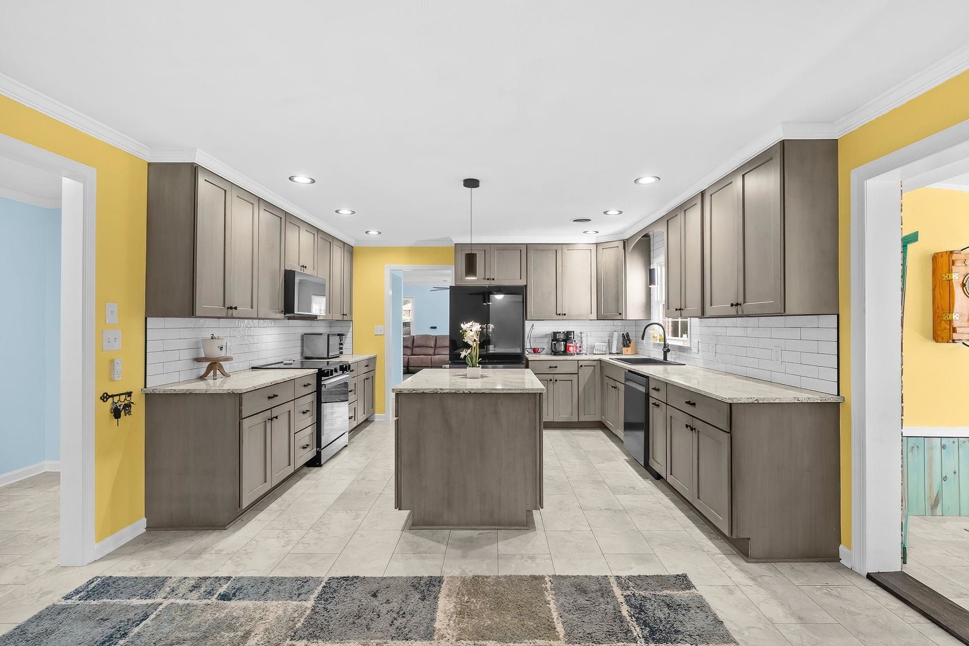 1917 Candy Ln. Photo 13