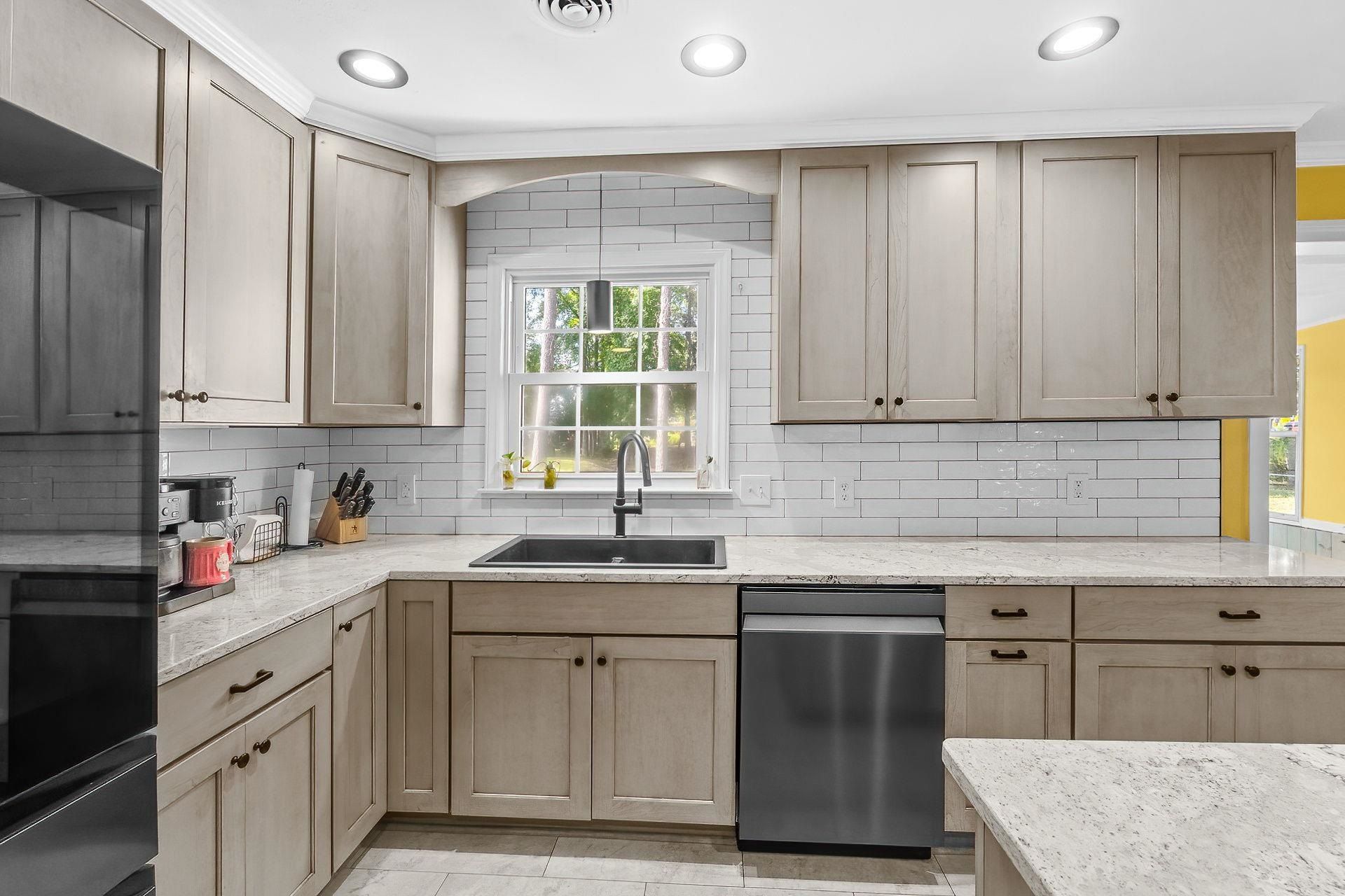 1917 Candy Ln. Photo 16