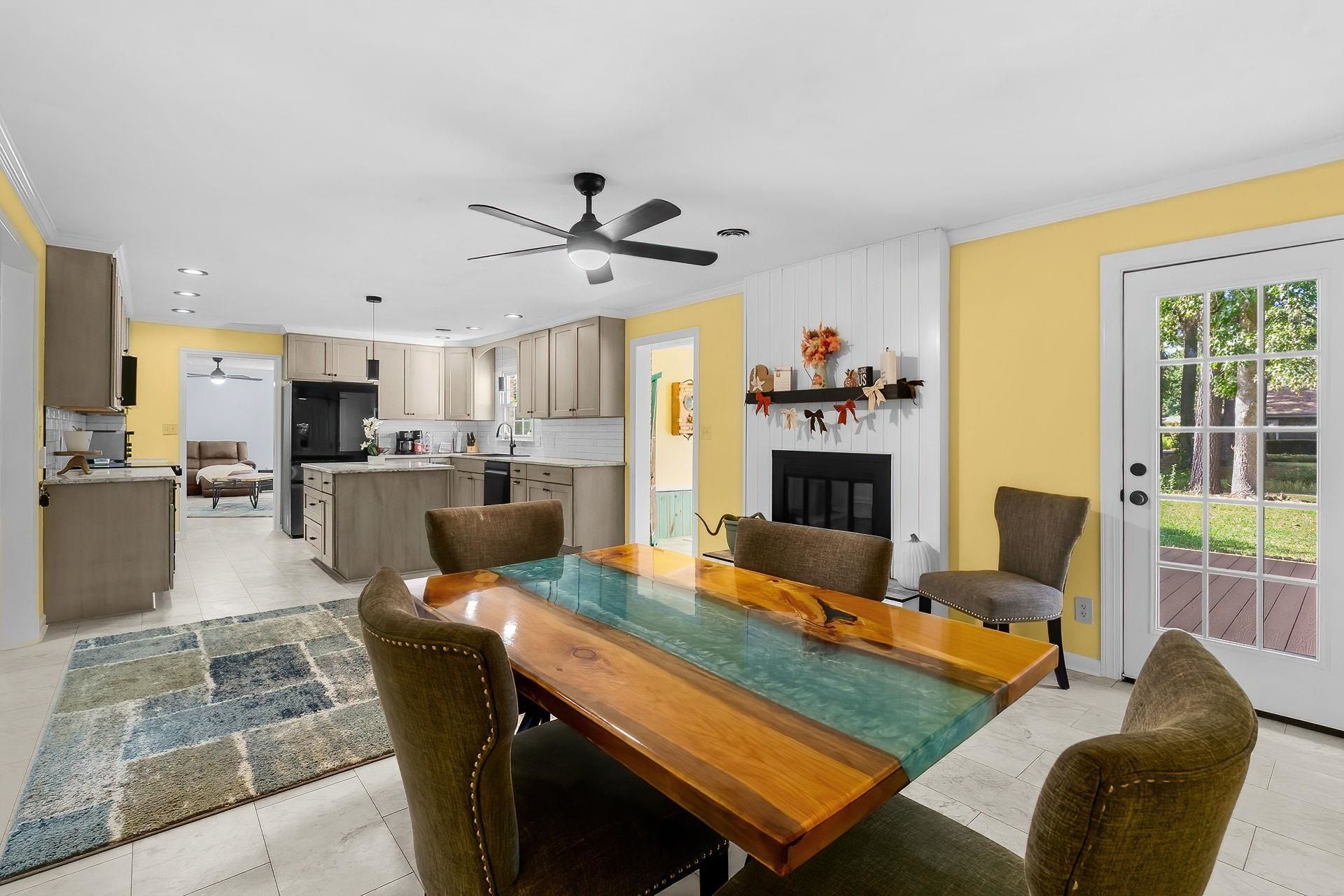 1917 Candy Ln. Photo 23