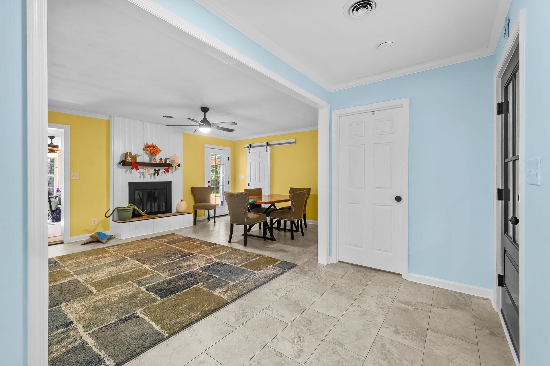 1917 Candy Ln. Photo 8