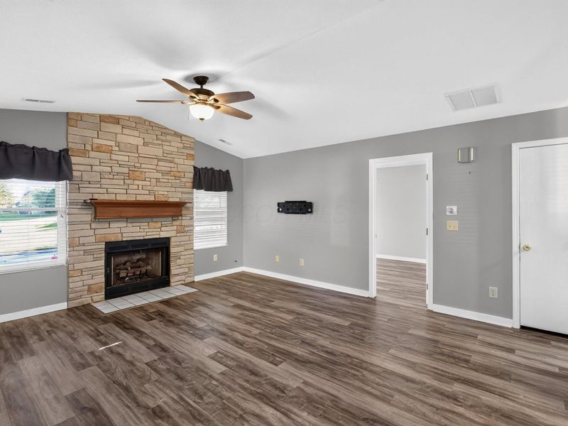 432 Lebon Drive, Sunbury, OH 43074 Photo 3