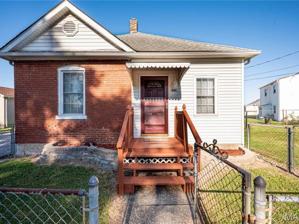921 Columbia Road , Dupo, IL 62239