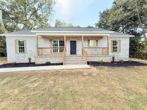 2306 5th Avenue S, Columbus, MS 39701