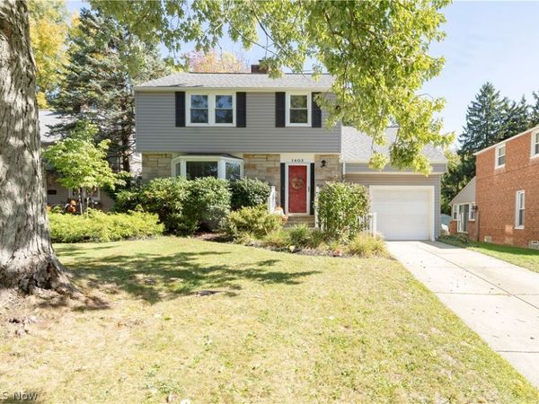 1403 Clearview Road, Lyndhurst, OH 44124