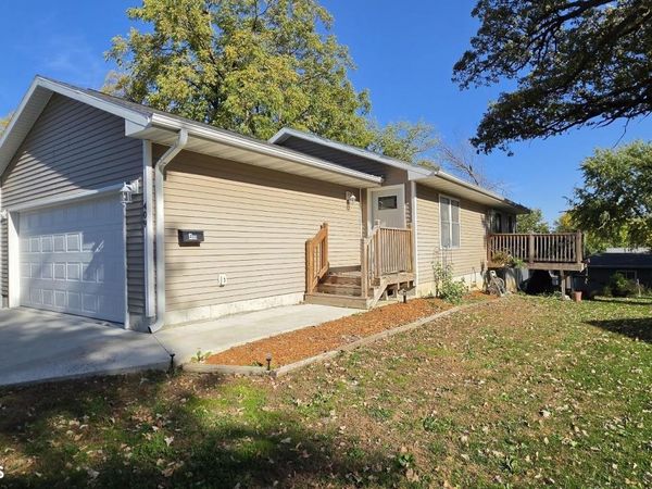 409 Secor Avenue, Forest City, IA 50436