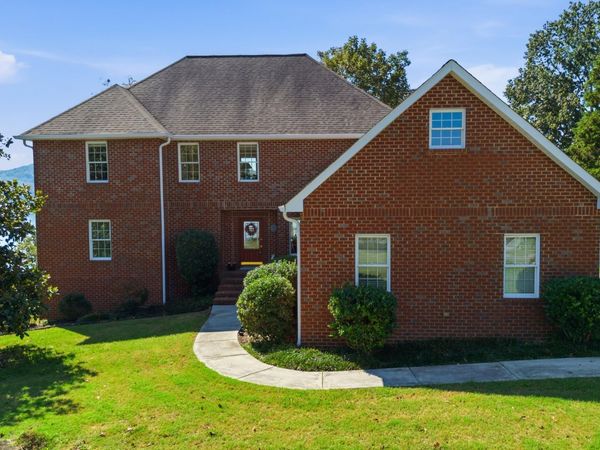 197 Hartford Village Way, Kingston, TN 37763