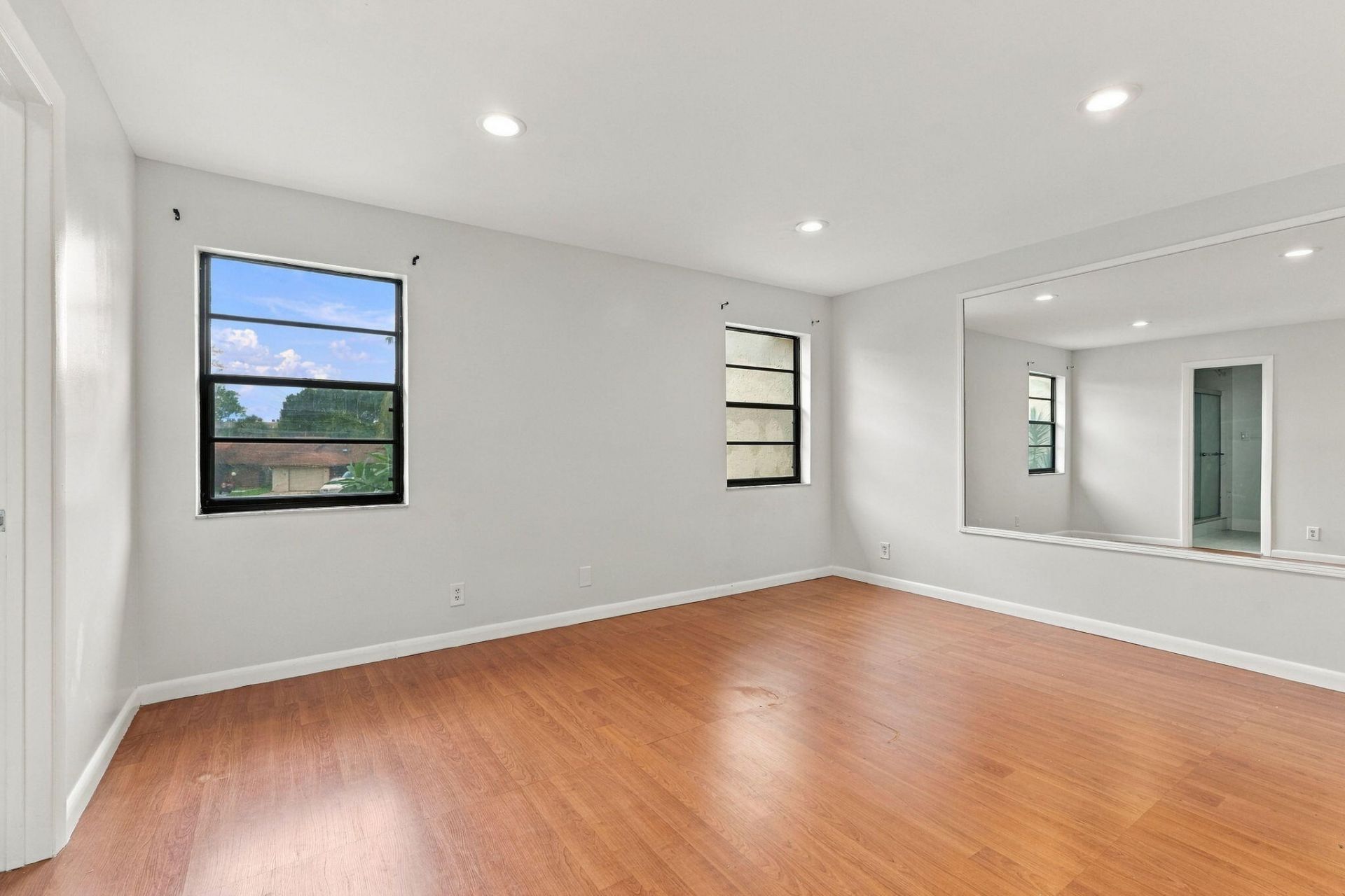 6180 Pine Tree Lane, Unit B, Tamarac, FL 33319 Photo