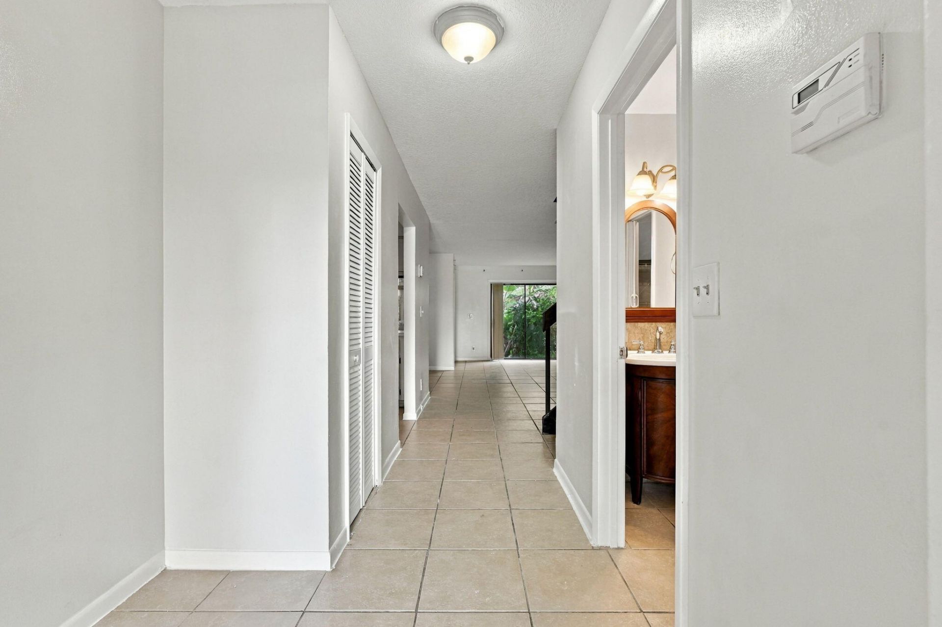 6180 Pine Tree Lane, Unit B, Tamarac, FL 33319 Photo